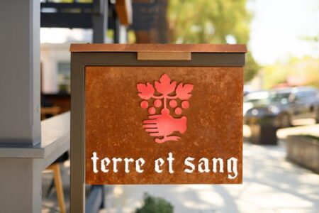 Terre et Sang ouvre un nouvel espace de dégustation luxueux à Los Olivos