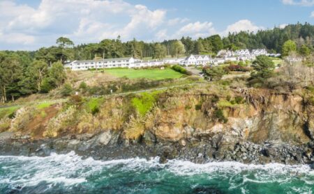 La meilleure des aventures pour vous et votre chien au Little River Inn, Californie Trouvez les meilleures aventures pour vous et votre chien au Little River Inn