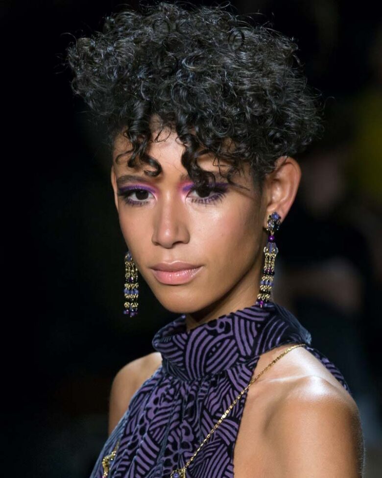 coiffures filles noires bouclées lutin texturées - Luxe Digital
