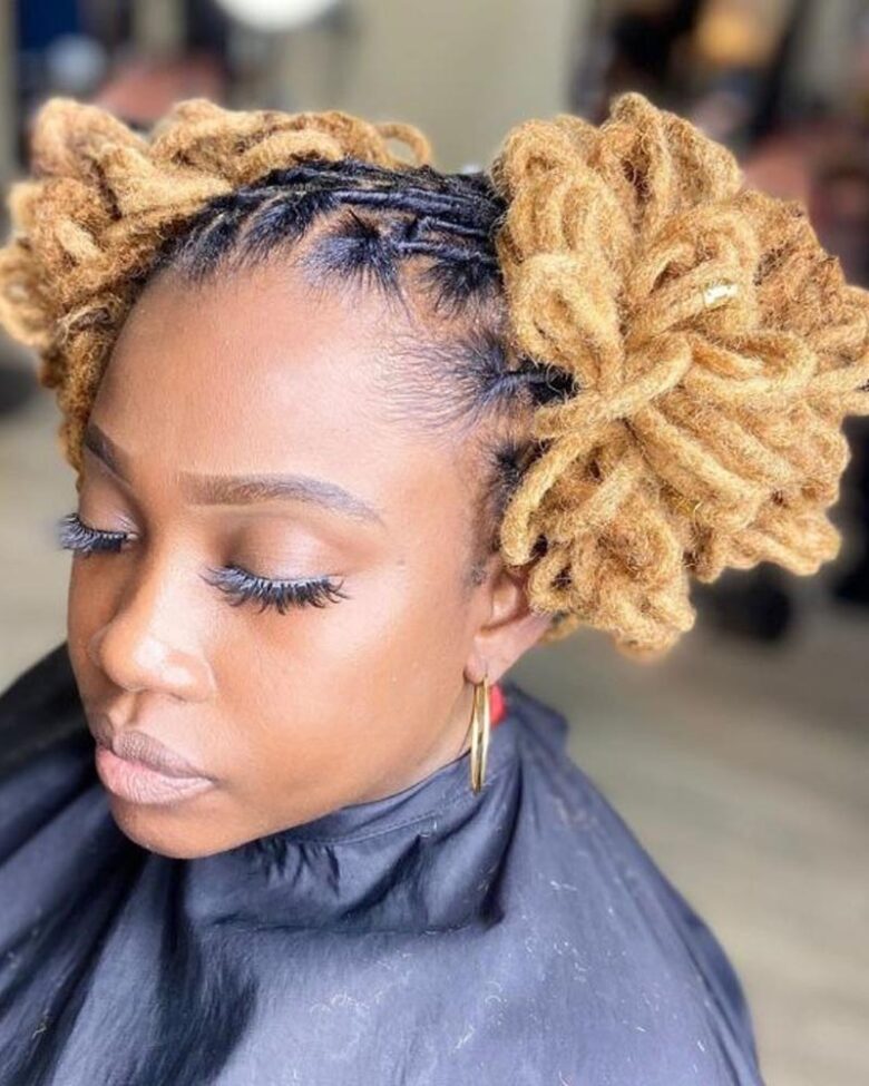 coiffures dreadlocks femme blonde chignons spatiaux redoutés - Luxe Digital