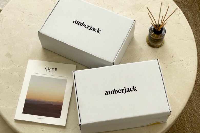 Coffret d'évaluation de Amberjack Chelsea - Luxe Digital