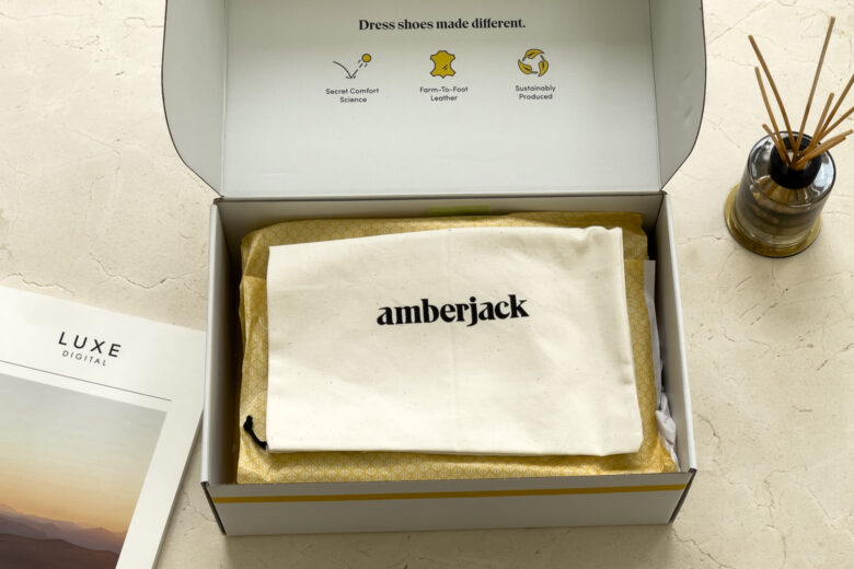 Déballage de la revue Amberjack Chelsea - Luxe Digital