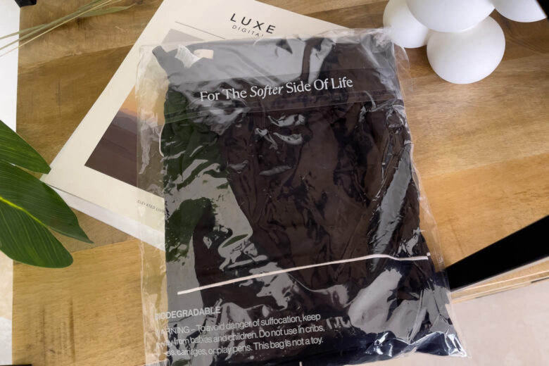 Test du pyjama Eberjey Gisele unboxing - Luxe Digital