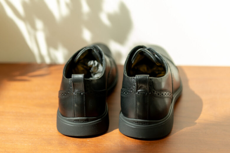 Avis et ventes sur les chaussures Amberjack Cap-Toe - Luxe Digital