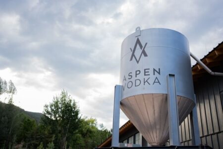 Au-delà de la qualité et du goût : la vodka Aspen est le choix durable
