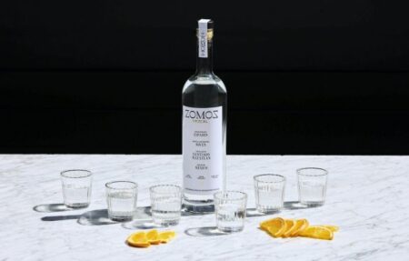 Mezcal fait des mouvements, et Zomoz ouvre la voie Mezcal fait des mouvements, et Zomoz ouvre la voie