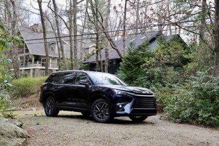 Explorer les stations de montagne de luxe de Caroline du Nord dans la nouvelle Lexus TX 350