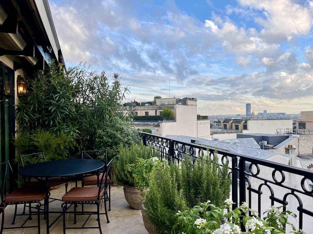 L'hôtel parisien honore écrivain français, Balzac