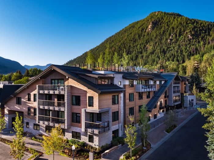 W Aspen: le lancement ultime pour l'été dans les Rocheuses