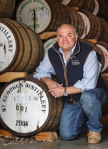 A arrivée à l'âge de l'âge: le premier whisky de l'Angleterre 18 ans