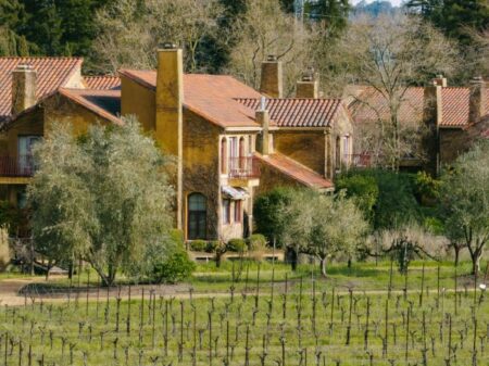 Vinarosa Resort & Spa: Sonoma's Harvest Season Sanctuary