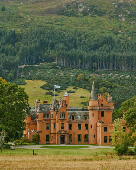Luxury sur le Loch Ness: un séjour au château d'Aldourie en Écosse avec Capital One x Prior