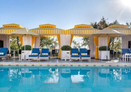 Le Peninsula Beverly Hills revitalise son esthétique d'inspiration française Le Peninsula Beverly Hills revitalise son esthétique d'inspiration française