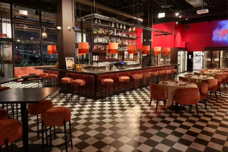 Christian's Wine Bar donne un nouveau buzz à Sunset Boulevard
